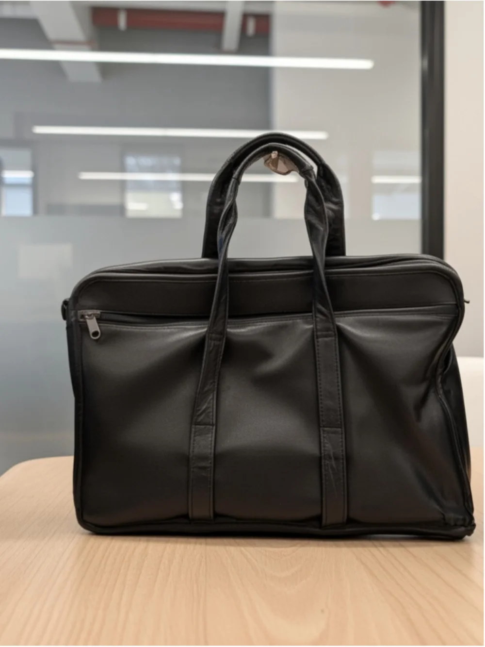Unbranded vintage tumi